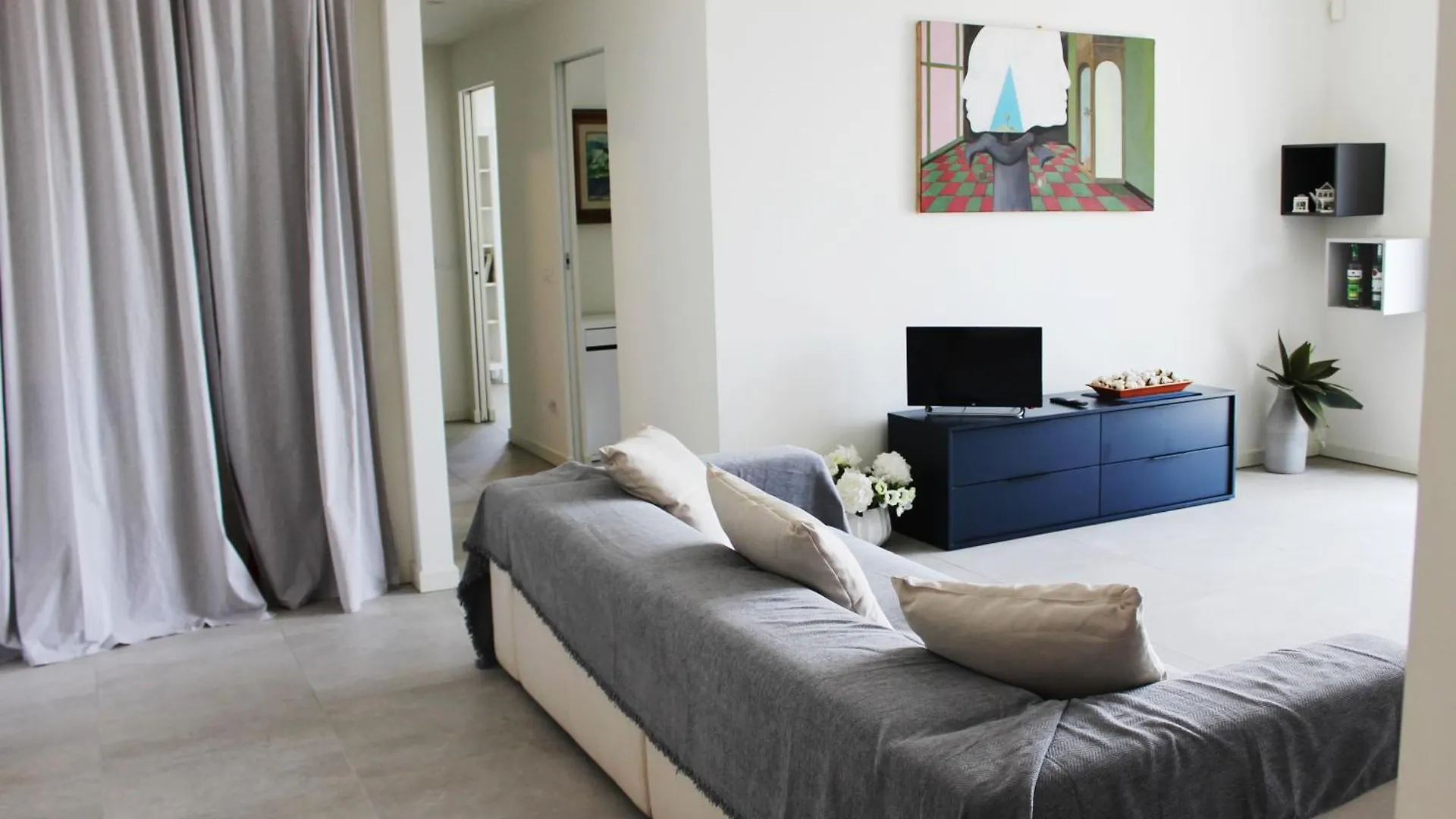 Hbhall Skyline Apartment Milan